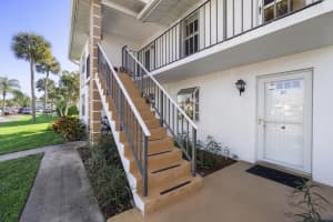 1205 S Lakes End Dr, Fort Pierce, FL 34982, Sold 01/31/22