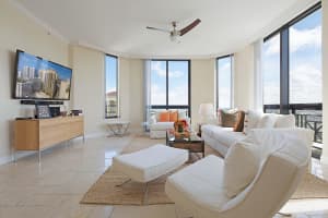 701 S Olive Ave, West Palm Beach, FL 33401, Sold 01/06/22