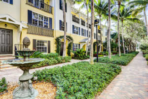 325 S Bromeliad, West Palm Beach, FL 33401, Sold 03/15/22