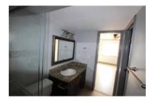 704 SE 2nd Ave, Deerfield Beach, FL 33441, Sold 01/25/22