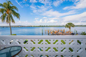 2840 S Ocean Blvd, Palm Beach, FL 33480, Sold 02/02/22