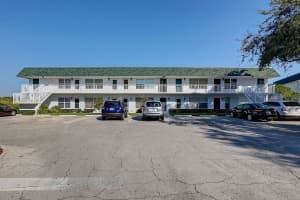 2800 Indian River Blvd APT L6, Vero Beach, FL 32960, Sold 01/19/22