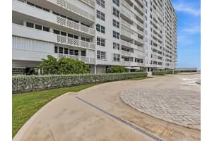 1200 S Ocean Blvd #17b, Boca Raton, FL 33432, Sold 01/26/22