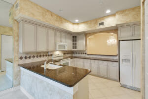 5090 PGA Boulevard # 300, Palm Beach Gardens, FL 33418, Sold 01/25/22