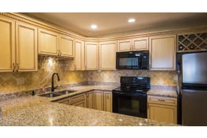 35 Bethesda Park Cir, Boynton Beach, FL 33435, Sold 03/29/22