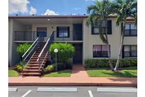 7891 Willow Spring Dr, Lake Worth, FL 33467, Sold 04/13/22