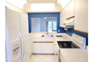 7891 Willow Spring Dr, Lake Worth, FL 33467, Sold 04/13/22
