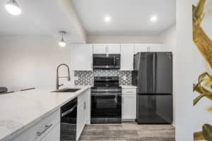 1605 US-1, Jupiter, FL 33477, Sold 05/03/22