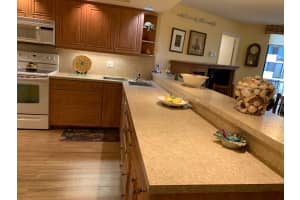 2800 N Ocean Dr, Riviera Beach, FL 33404, Sold 02/01/22