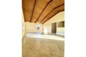 5232 Woodstone Cir S, Lake Worth, FL 33463, Sold 02/08/22