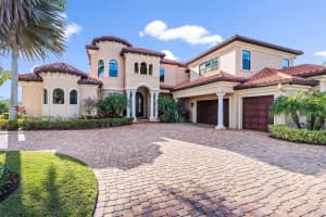 201 SE Fiore Bello, Port St. Lucie, FL 34952, Sold 04/12/22