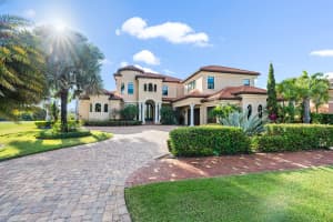 201 SE Fiore Bello, Port St. Lucie, FL 34952, Sold 04/12/22
