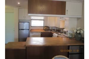 890 N Federal Hwy, Lantana, FL 33462, Sold 01/13/22