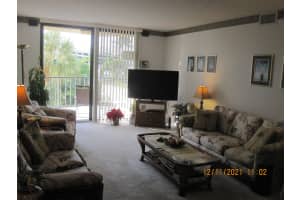 890 N Federal Hwy, Lantana, FL 33462, Sold 01/13/22