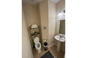 9253 Shepton St, Orlando, FL 32825, Sold 01/14/22