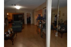 6281 Red Cedar Cir, Greenacres, FL 33463, Sold 01/18/22