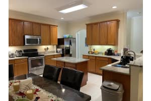 1055 8th Pl, Vero Beach, FL 32960, Sold 02/28/22