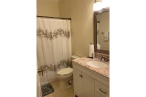 1055 8th Pl, Vero Beach, FL 32960, Sold 02/28/22