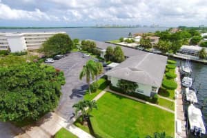 68 Yacht Club Dr, North Palm Beach, FL 33408, Sold 02/01/22