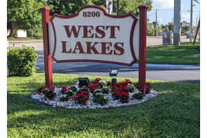 8232 South St, Boca Raton, FL 33433, Sold 04/05/22