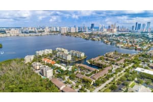 16481 NE 26th Ave, North Miami Beach, FL 33160, Sold 02/15/22