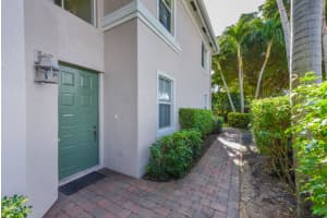 166 Las Brisas Cir, Hypoluxo, FL 33462, Sold 02/04/22