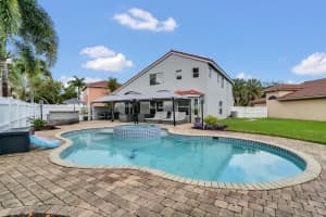 8020 Pelican Harbour Dr, Lake Worth, FL 33467, Sold 02/10/22