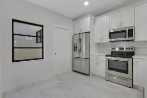 8056 Windgate Dr, Boca Raton, FL 33496, Sold 02/14/22