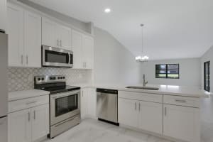 8056 Windgate Dr, Boca Raton, FL 33496, Sold 02/14/22