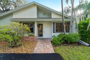 4069 Palm Forest Dr N, Delray Beach, FL 33445, Sold 01/31/22