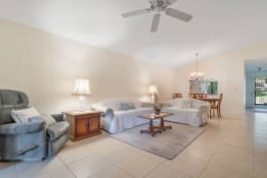 4069 Palm Forest Dr N, Delray Beach, FL 33445, Sold 01/31/22