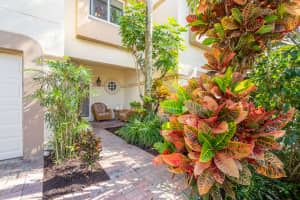 6794 Via Regina, Boca Raton, FL 33433, Sold 01/28/22