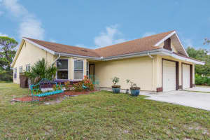 1350 SE Rivergreen Cir, Port St. Lucie, FL 34952, Sold 01/31/22