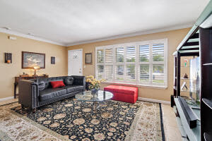 125 Gregory Pl, West Palm Beach, FL 33405, Sold 03/24/22