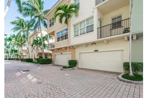 2409 San Pietro Cir, Palm Beach Gardens, FL 33410, Sold 01/18/22
