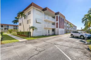 1040 SE 4th Ave, Deerfield Beach, FL 33441, Sold 02/07/22