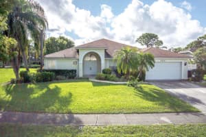 4010 NW 10th St, Delray Beach, FL 33445, Sold 12/28/21