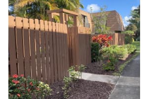 5868 SE Riverboat Dr, Stuart, FL 34997, Sold 02/02/22