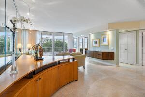 2295 S Ocean Blvd, Palm Beach, FL 33480, Sold 03/04/22