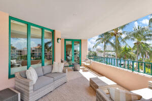 100 SE 5th Ave, Boca Raton, FL 33432, Sold 05/26/22