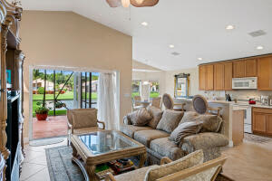 5347 La Casa Cir, Boynton Beach, FL 33437, Sold 03/10/22