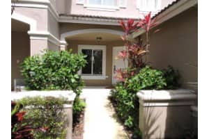 4843 Pinemore Ln, Lake Worth, FL 33463, Sold 01/28/22