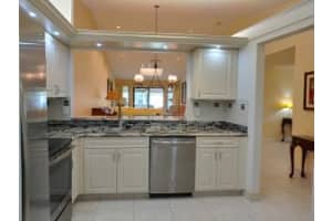 5773 Kayla Dr, Boynton Beach, FL 33437, Sold 01/13/22