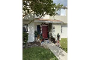 4305 Inlet Cir, Greenacres, FL 33463, Sold 05/11/22