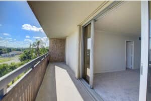 555 NW 4th Ave, Boca Raton, FL 33432, Sold 05/04/22