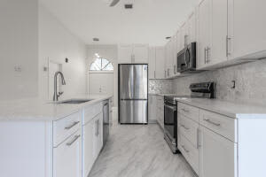 5656 NW 64th Ln, Coral Springs, FL 33067, Sold 02/11/22