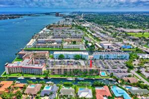 109 Paradise Harbour Blvd, North Palm Beach, FL 33408, Sold 02/15/22