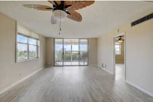 920 Dogwood Dr, Delray Beach, FL 33483, Sold 02/11/22
