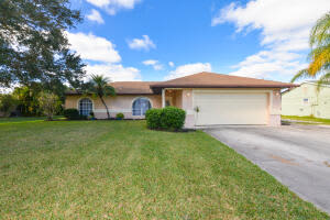 87 Sandalwood Dr, Fort Pierce, FL 34947, Sold 03/10/22