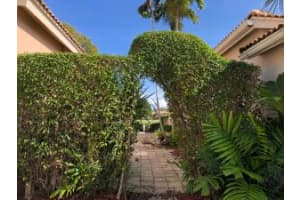 16658 La Mesa Dr, Delray Beach, FL 33484, Sold 03/04/22